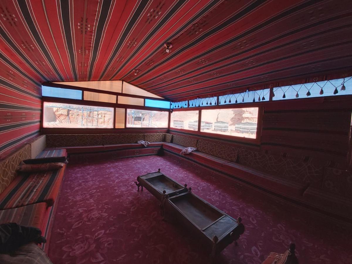 Rainbow Camp Hotel Wadi Rum Exterior photo