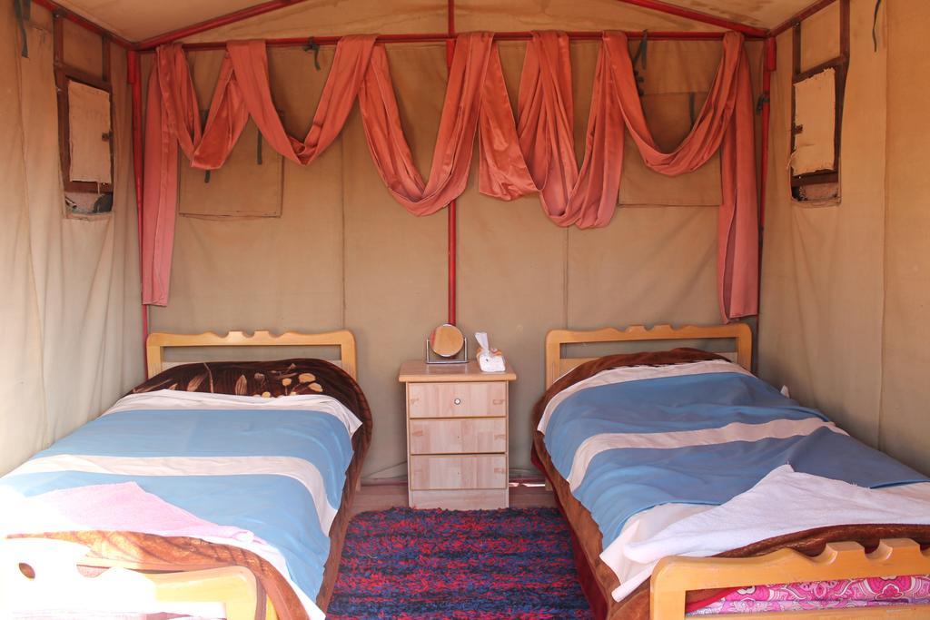 Rainbow Camp Hotel Wadi Rum Exterior photo