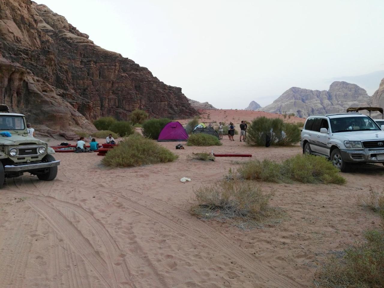 Rainbow Camp Hotel Wadi Rum Exterior photo