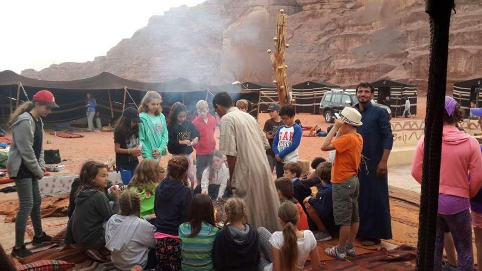Rainbow Camp Hotel Wadi Rum Exterior photo