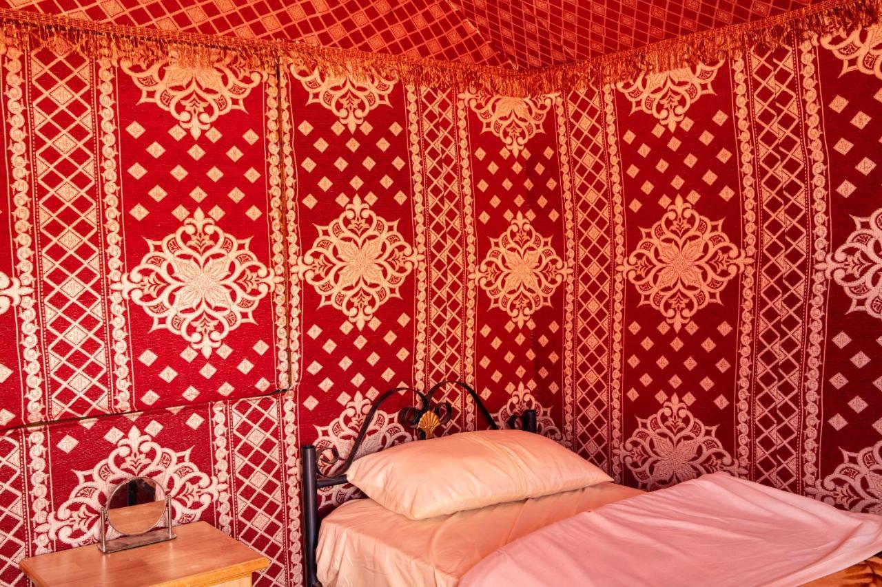 Rainbow Camp Hotel Wadi Rum Exterior photo